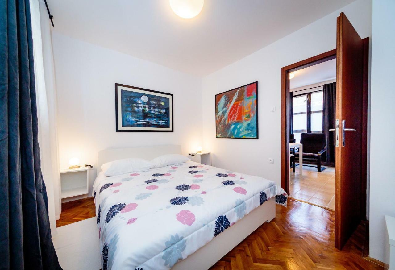 Apartments C52 โรวีน ภายนอก รูปภาพ